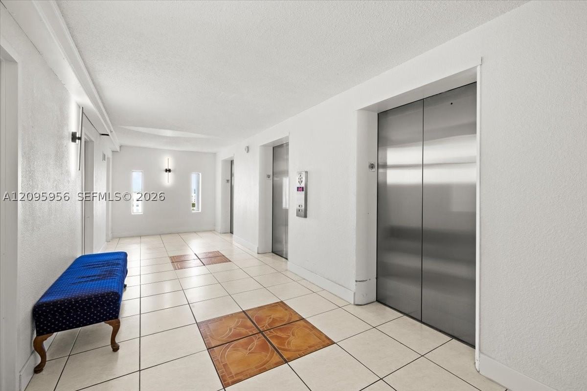 Real estate property located at 2780 183rd St #1207, Miami-dade, Commodore Plaza Condo, Aventura, FL
