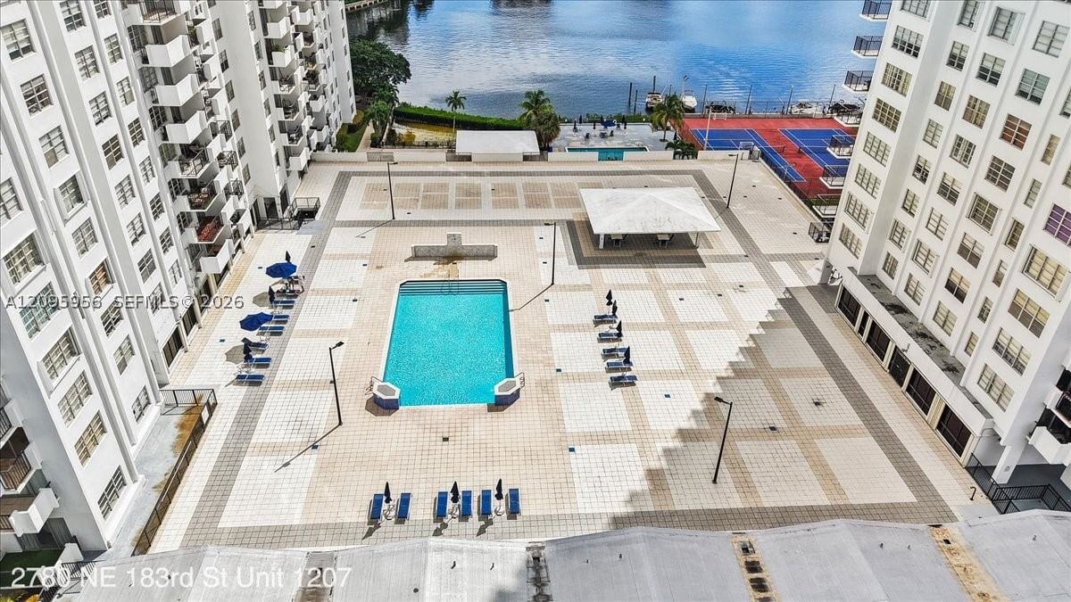 Real estate property located at 2780 183rd St #1207, Miami-dade, Commodore Plaza Condo, Aventura, FL