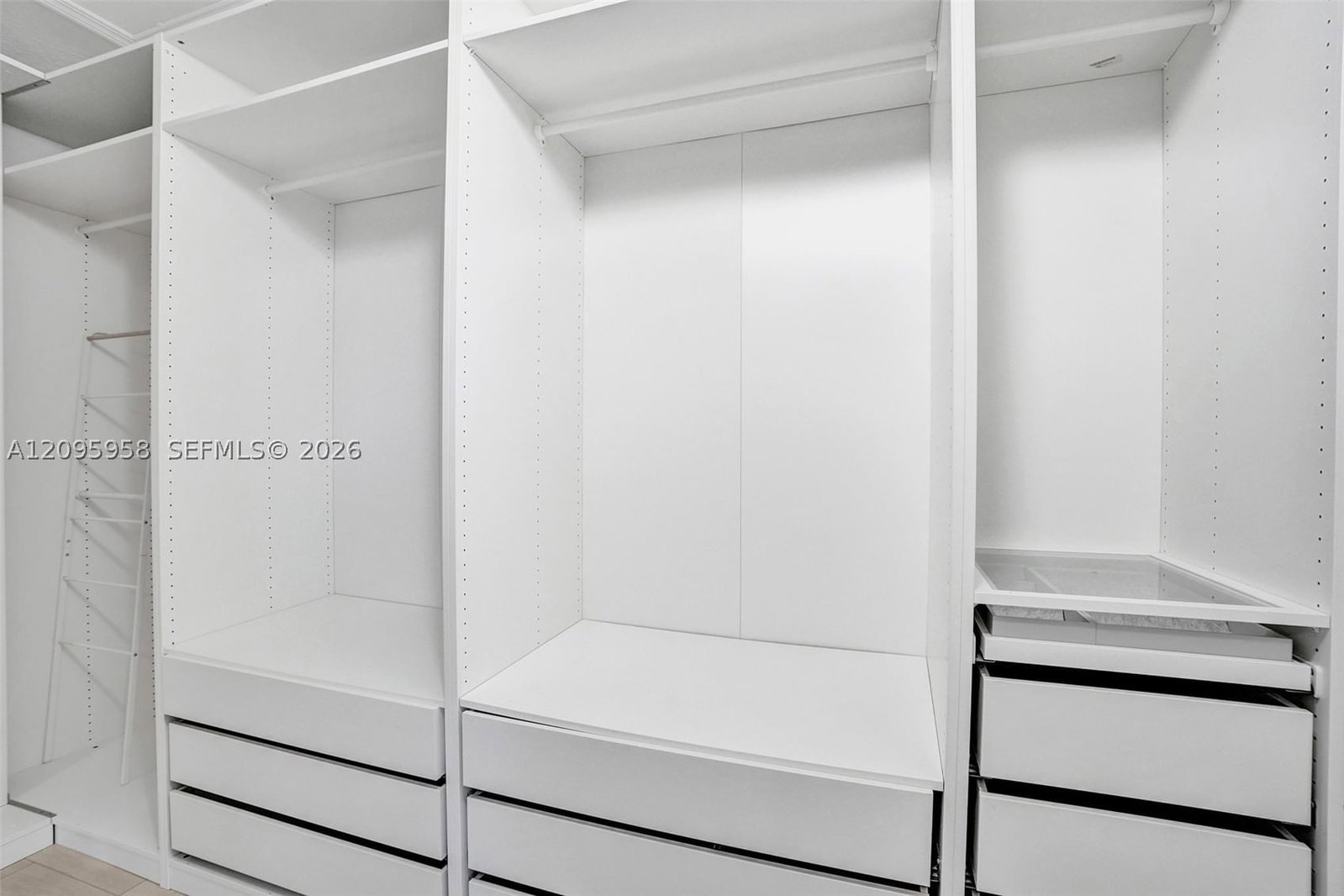 Real estate property located at 1212 Las Olas Blvd, Broward, Waverly Place, Fort Lauderdale, FL