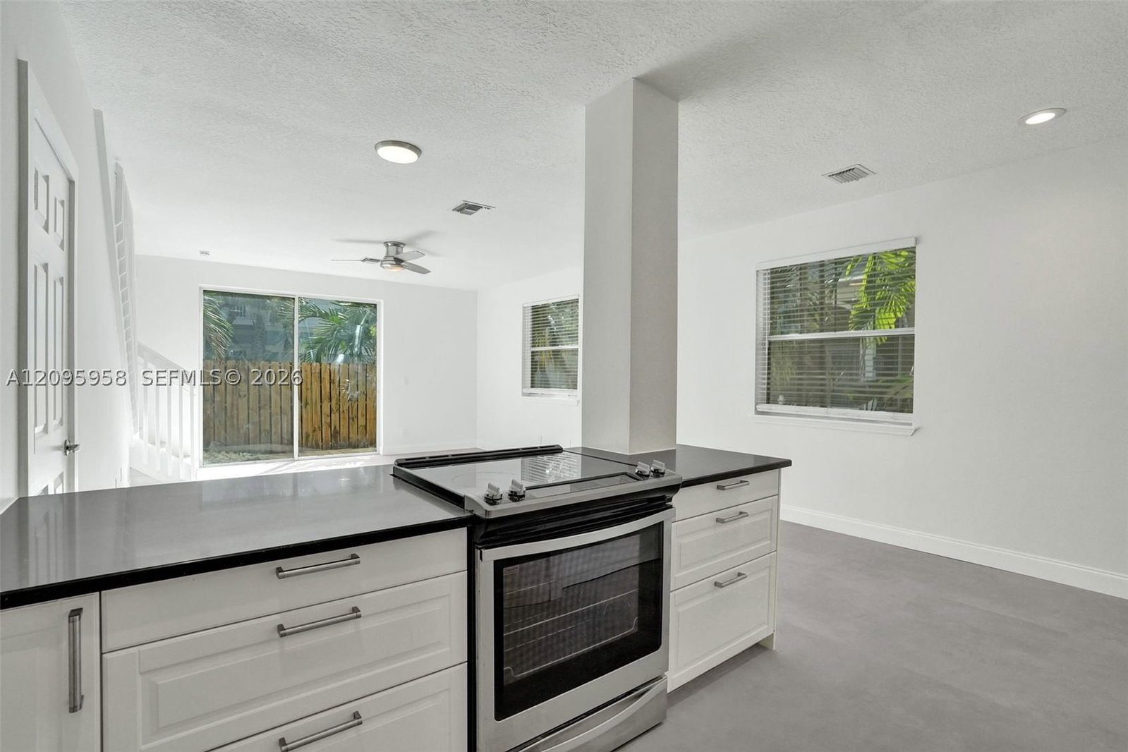Real estate property located at 1212 Las Olas Blvd, Broward, Waverly Place, Fort Lauderdale, FL