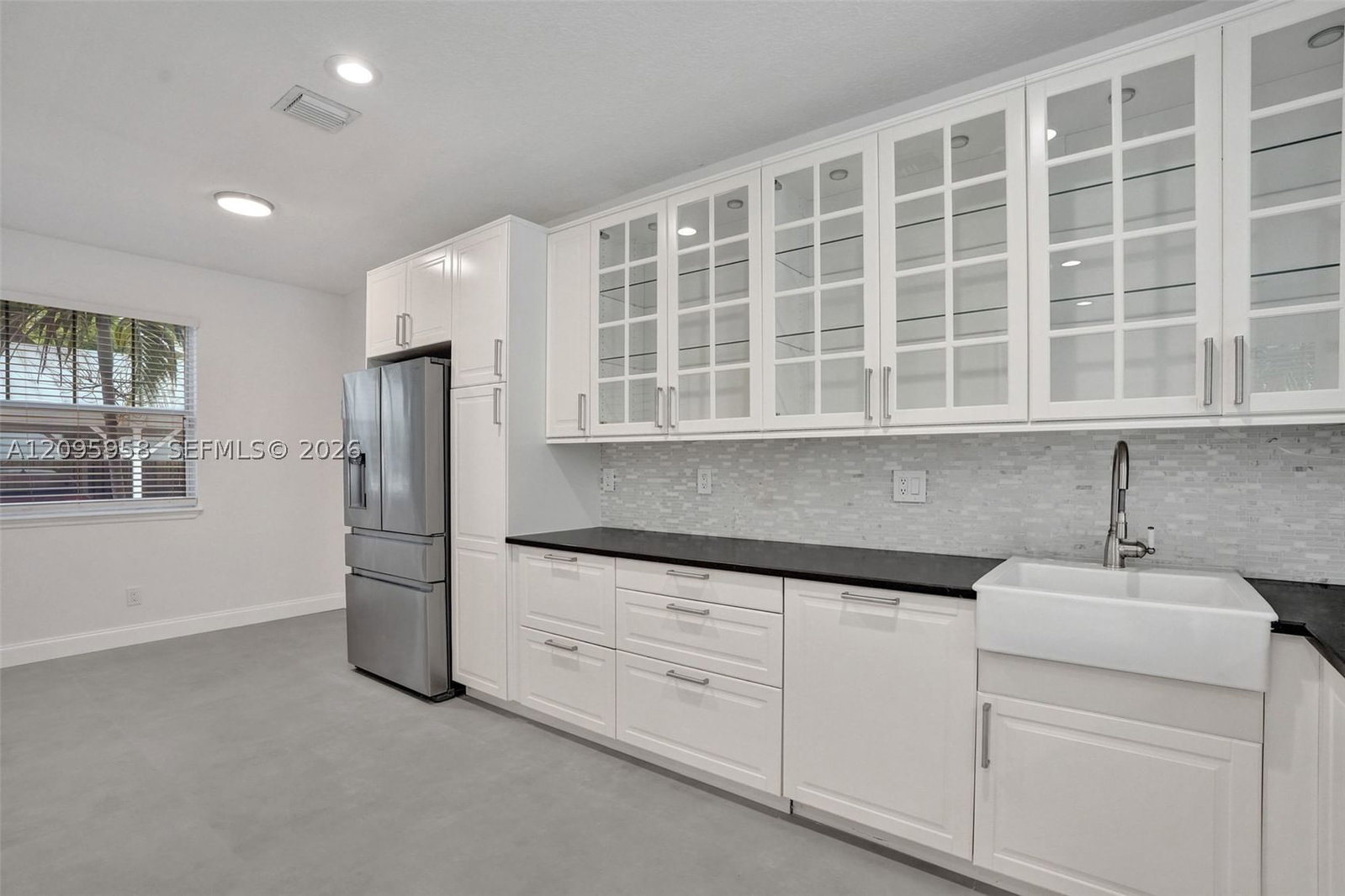 Real estate property located at 1212 Las Olas Blvd, Broward, Waverly Place, Fort Lauderdale, FL