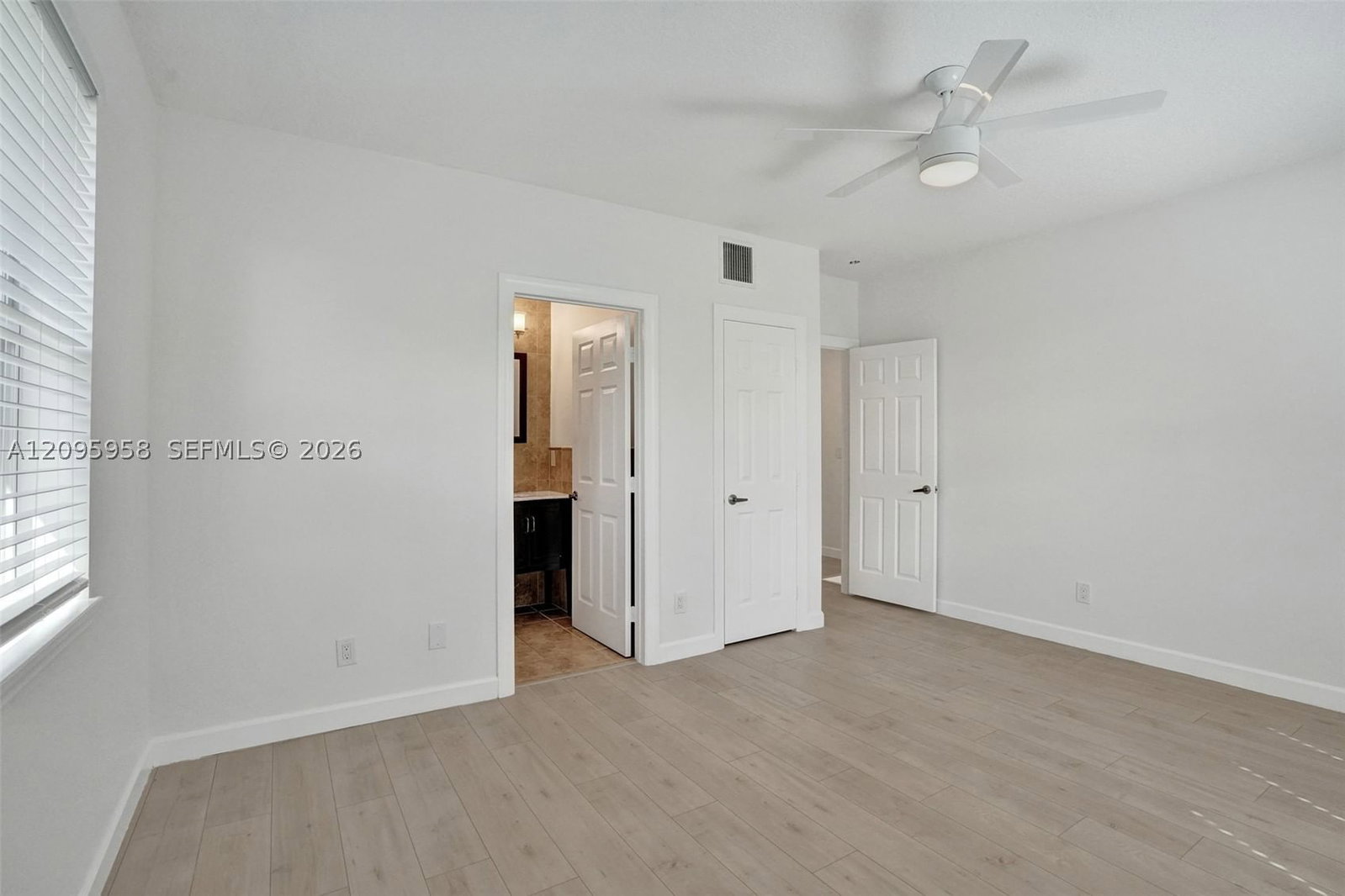 Real estate property located at 1212 Las Olas Blvd, Broward, Waverly Place, Fort Lauderdale, FL