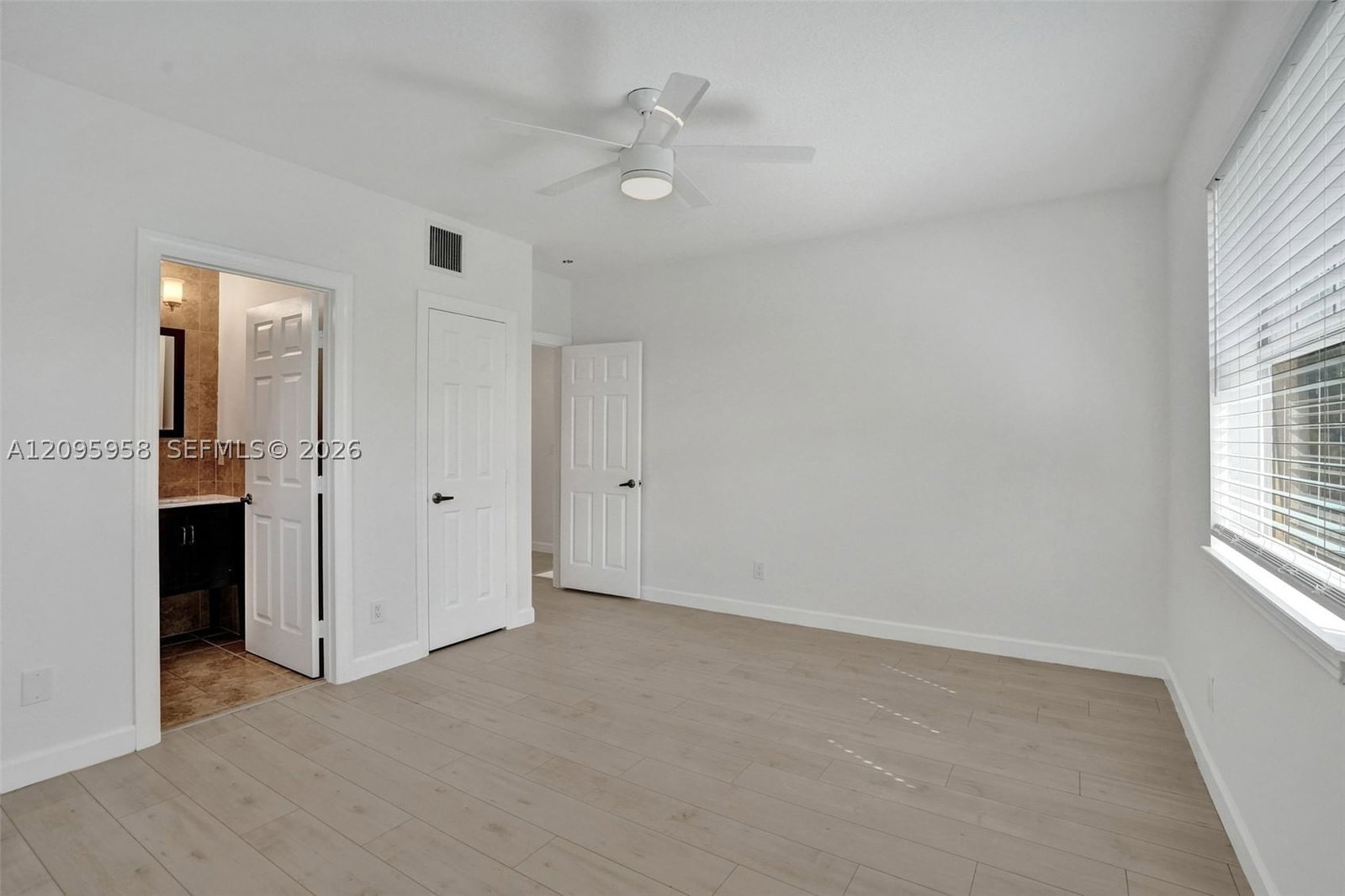 Real estate property located at 1212 Las Olas Blvd, Broward, Waverly Place, Fort Lauderdale, FL