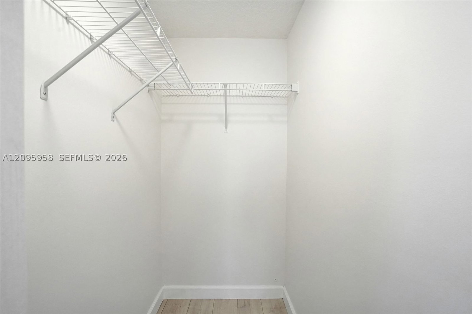 Real estate property located at 1212 Las Olas Blvd, Broward, Waverly Place, Fort Lauderdale, FL