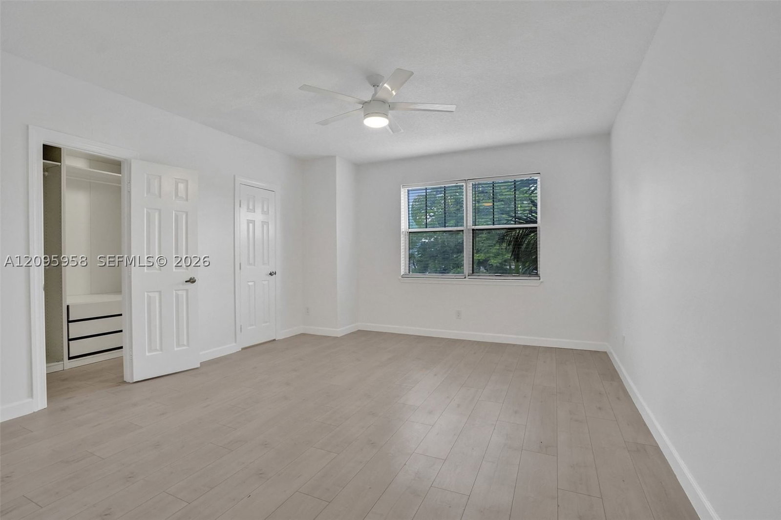 Real estate property located at 1212 Las Olas Blvd, Broward, Waverly Place, Fort Lauderdale, FL
