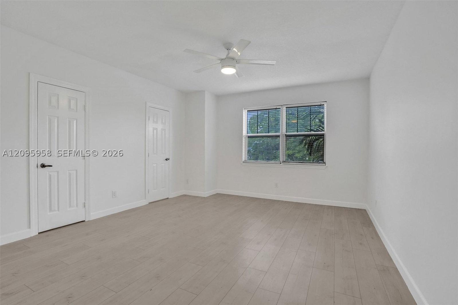 Real estate property located at 1212 Las Olas Blvd, Broward, Waverly Place, Fort Lauderdale, FL