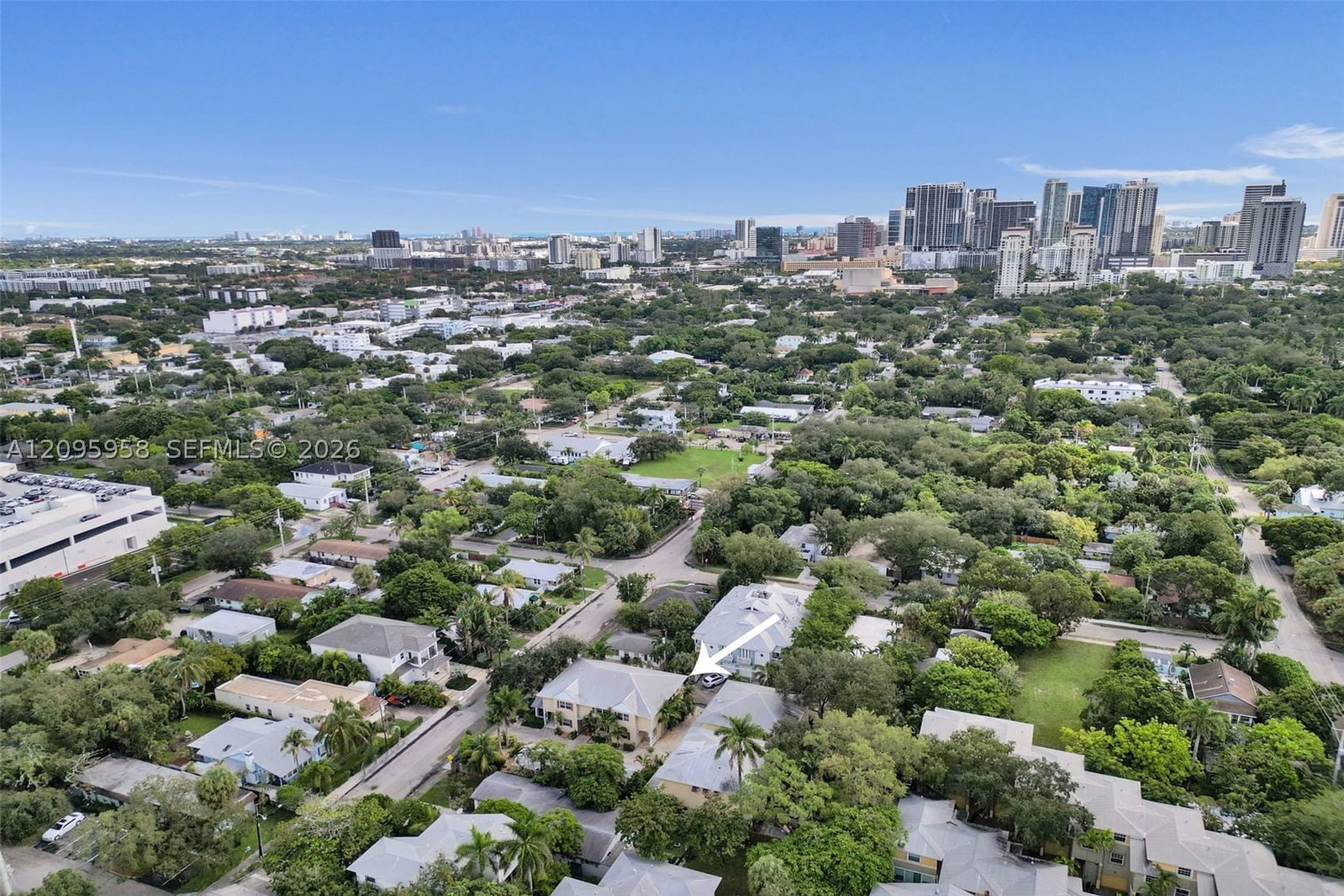 Real estate property located at 1212 Las Olas Blvd, Broward, Waverly Place, Fort Lauderdale, FL