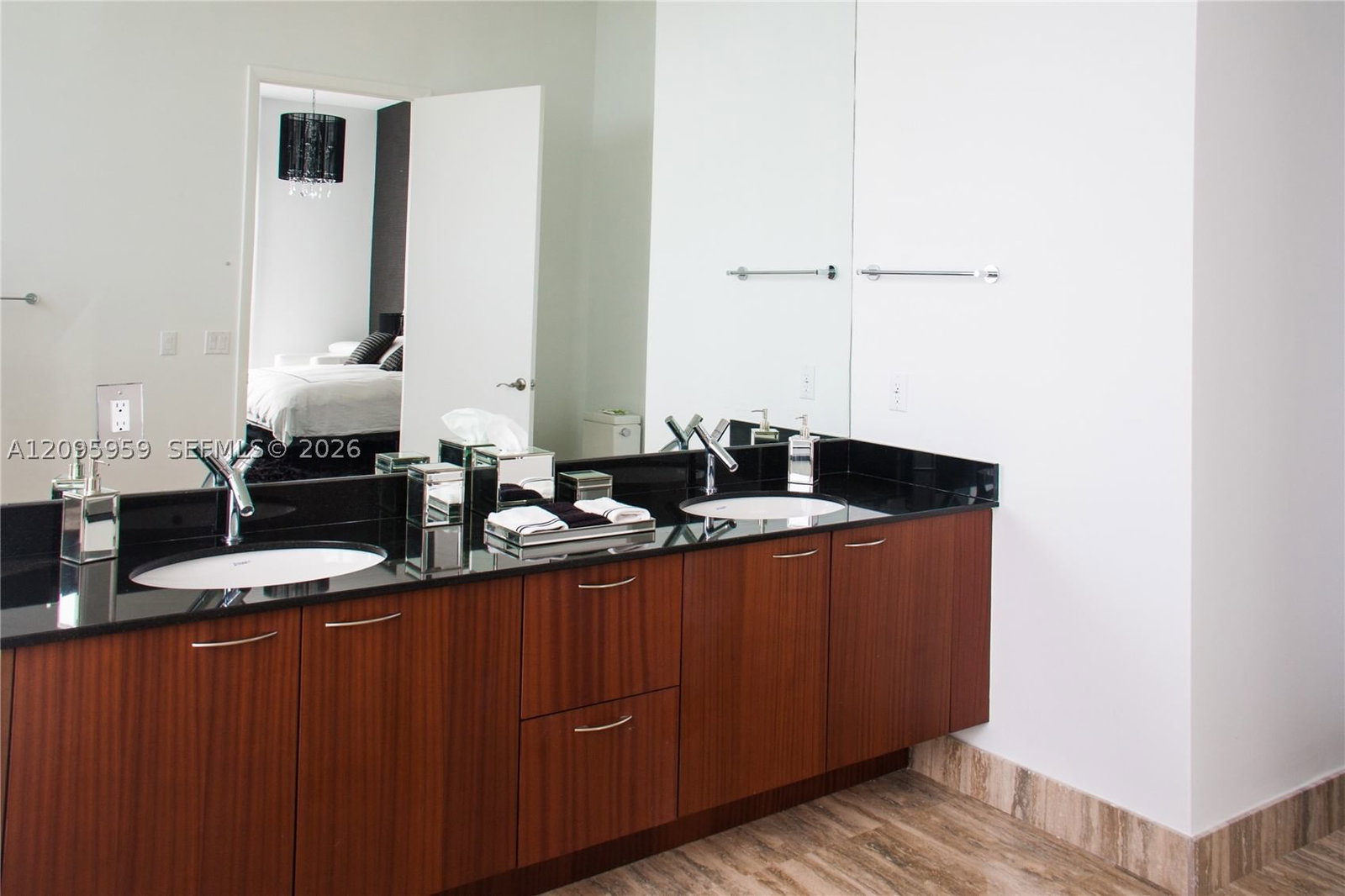 Real estate property located at 15811 Collins Ave #4306, Miami-dade, Tdr Tower Iii Condo, Sunny Isles Beach, FL
