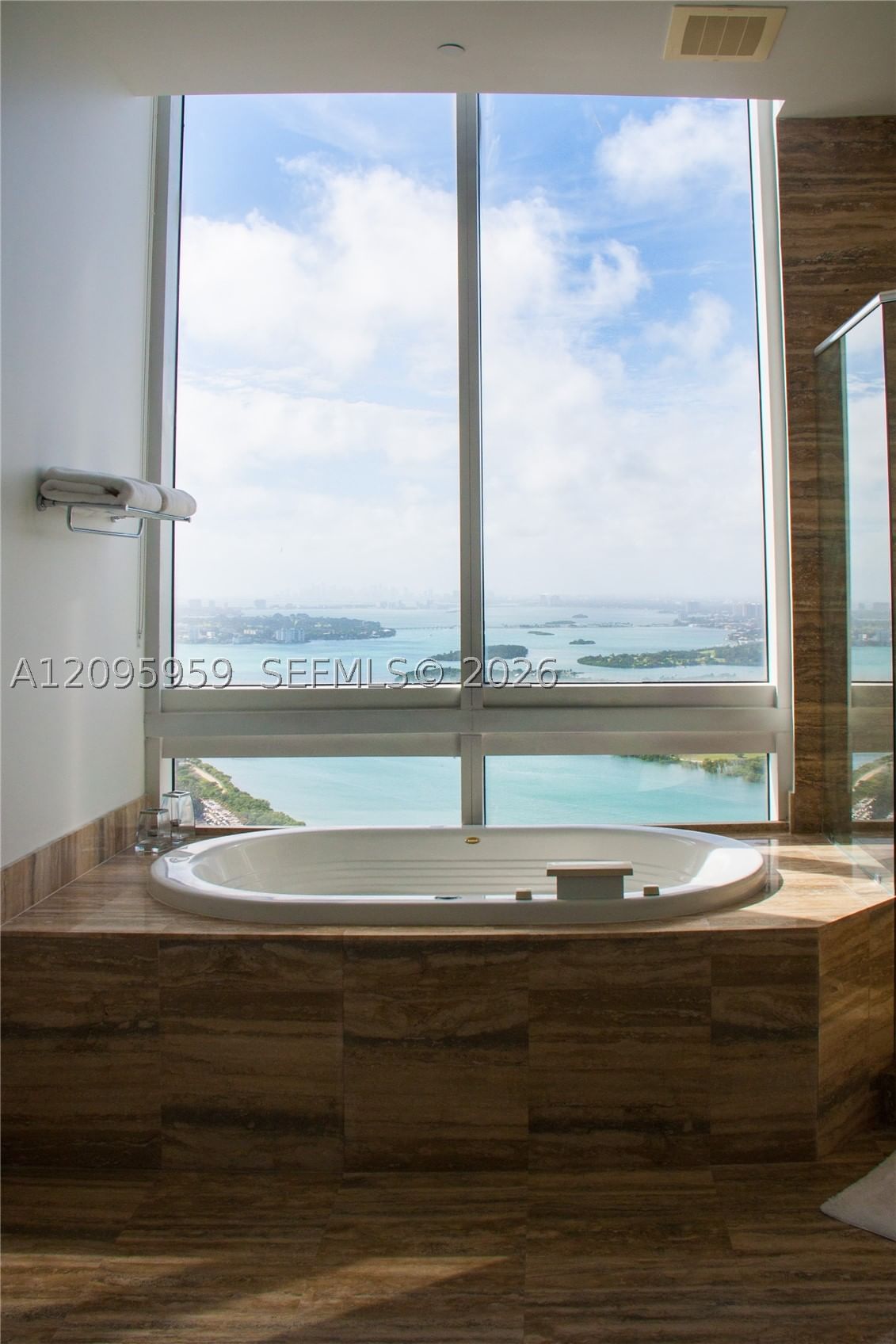 Real estate property located at 15811 Collins Ave #4306, Miami-dade, Tdr Tower Iii Condo, Sunny Isles Beach, FL