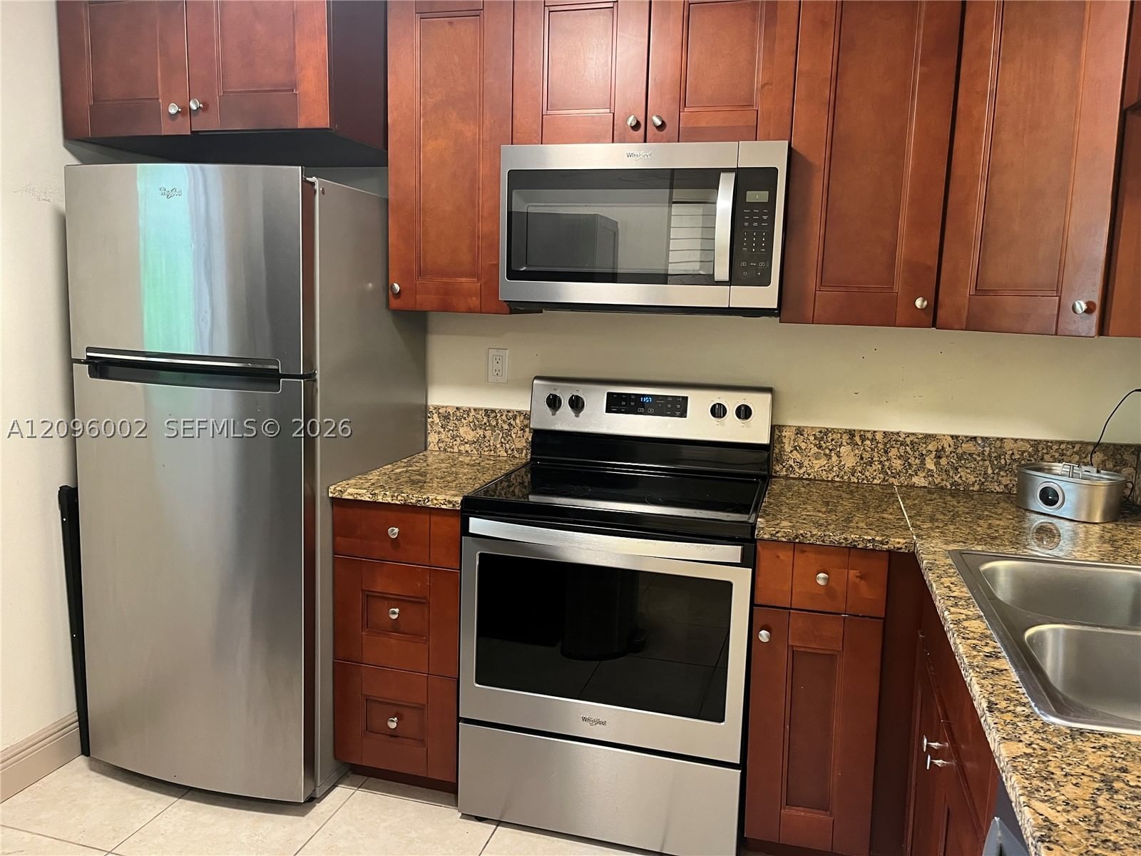 Real estate property located at 10301 11th St #104, Broward, Fairview At Pembroke Poin, Pembroke Pines, FL