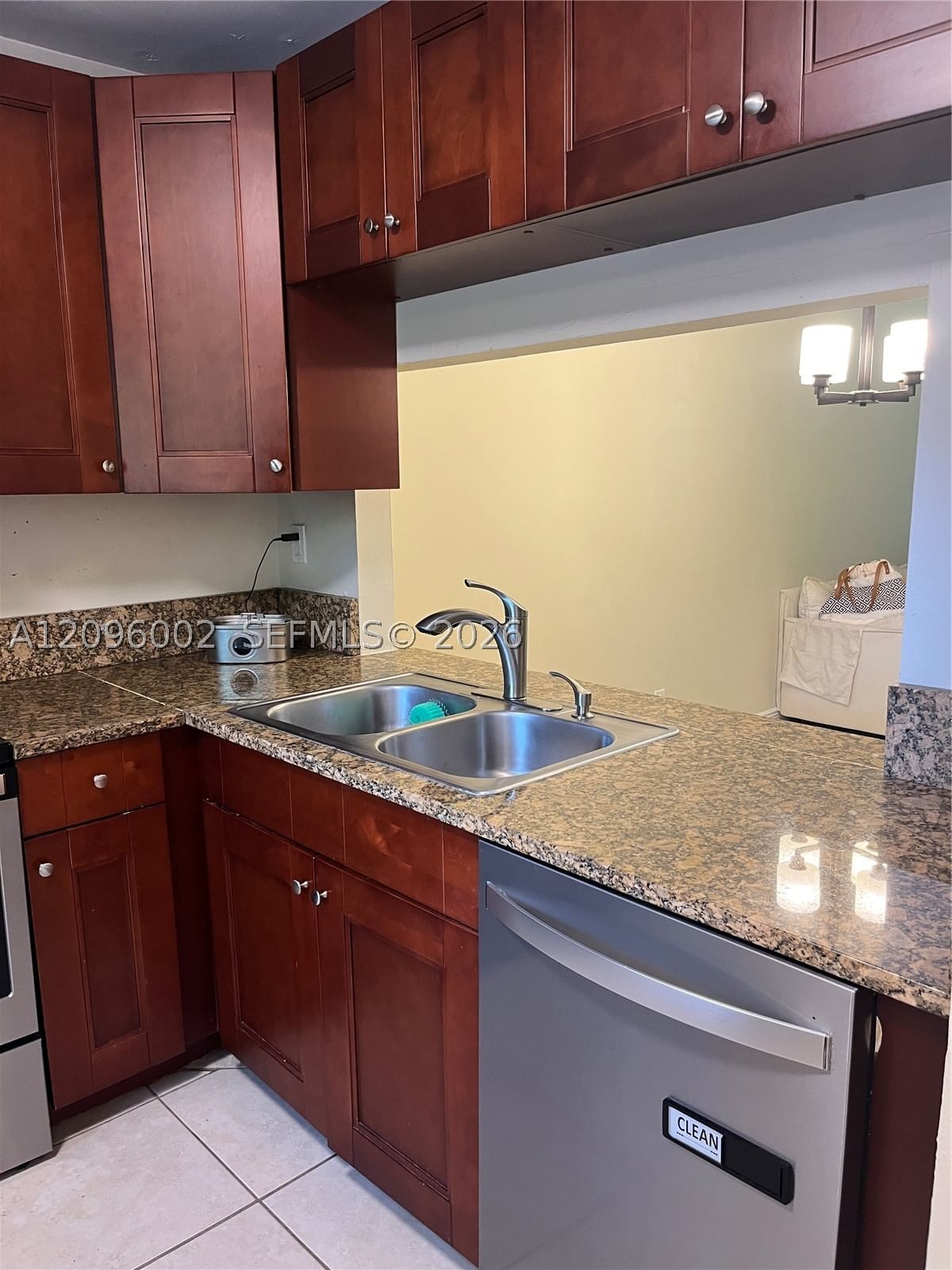 Real estate property located at 10301 11th St #104, Broward, Fairview At Pembroke Poin, Pembroke Pines, FL