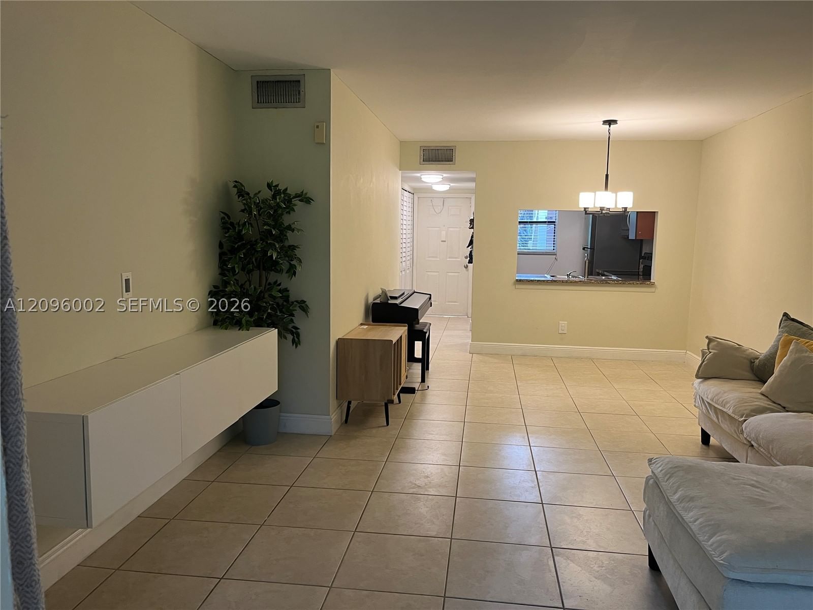 Real estate property located at 10301 11th St #104, Broward, Fairview At Pembroke Poin, Pembroke Pines, FL