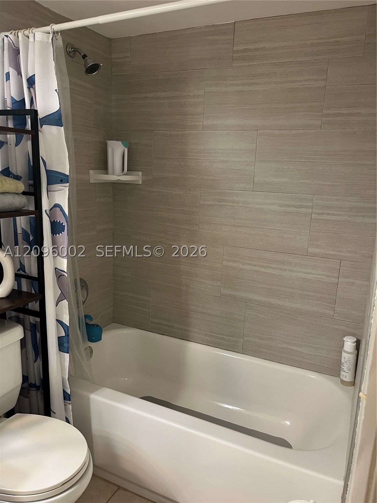 Real estate property located at 10301 11th St #104, Broward, Fairview At Pembroke Poin, Pembroke Pines, FL