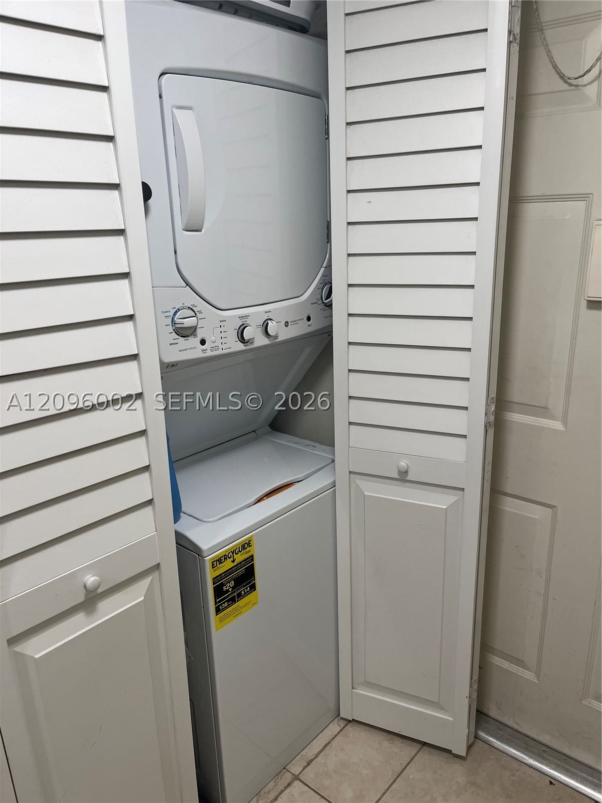 Real estate property located at 10301 11th St #104, Broward, Fairview At Pembroke Poin, Pembroke Pines, FL