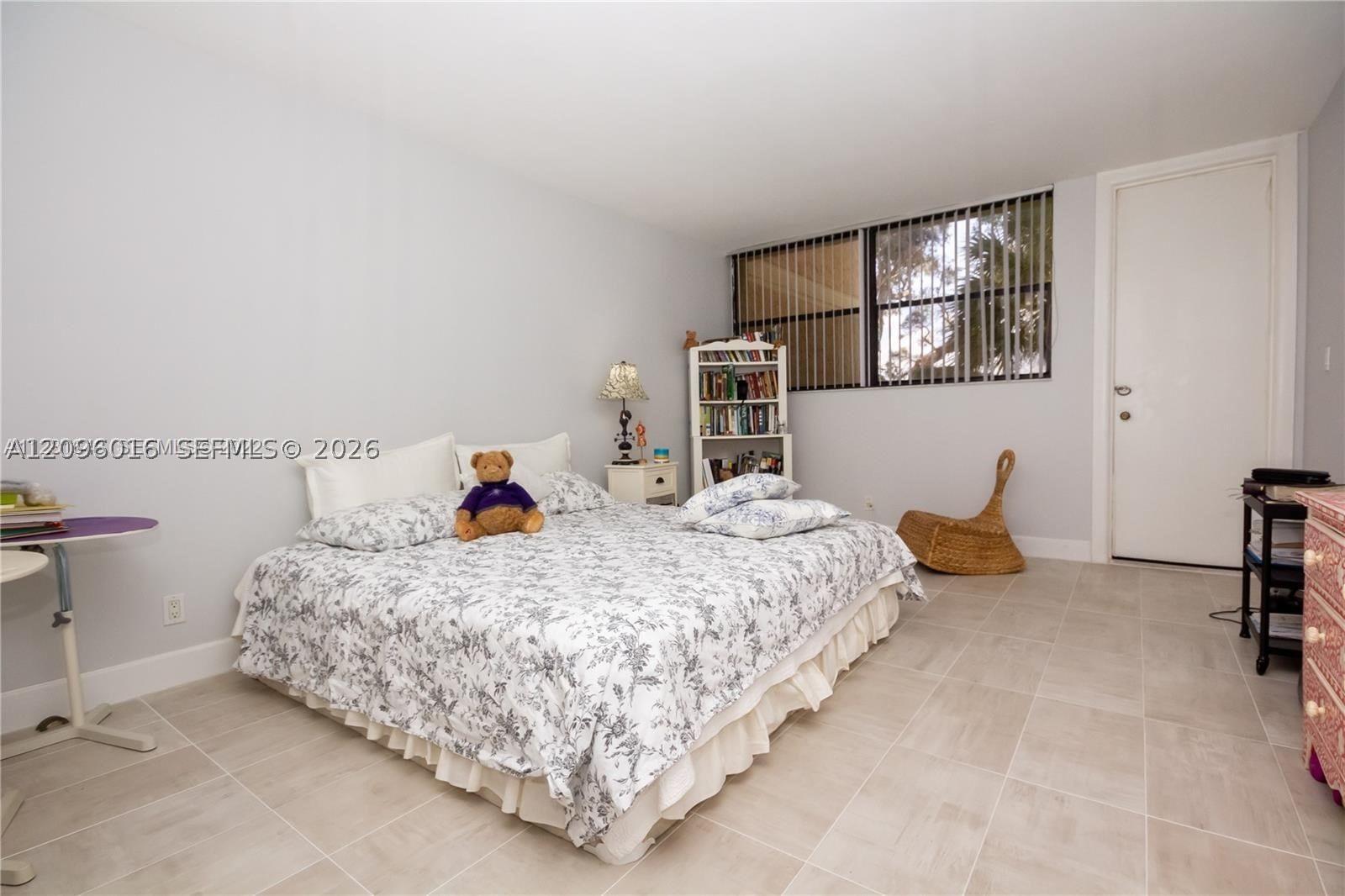 Real estate property located at 16251 Golf Club Rd #109, Broward, Bldg 6 Of Country Club Ap, Weston, FL