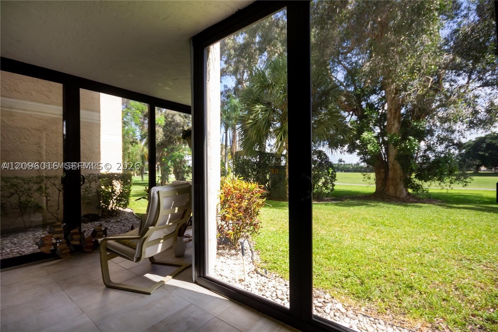 Real estate property located at 16251 Golf Club Rd #109, Broward, Bldg 6 Of Country Club Ap, Weston, FL