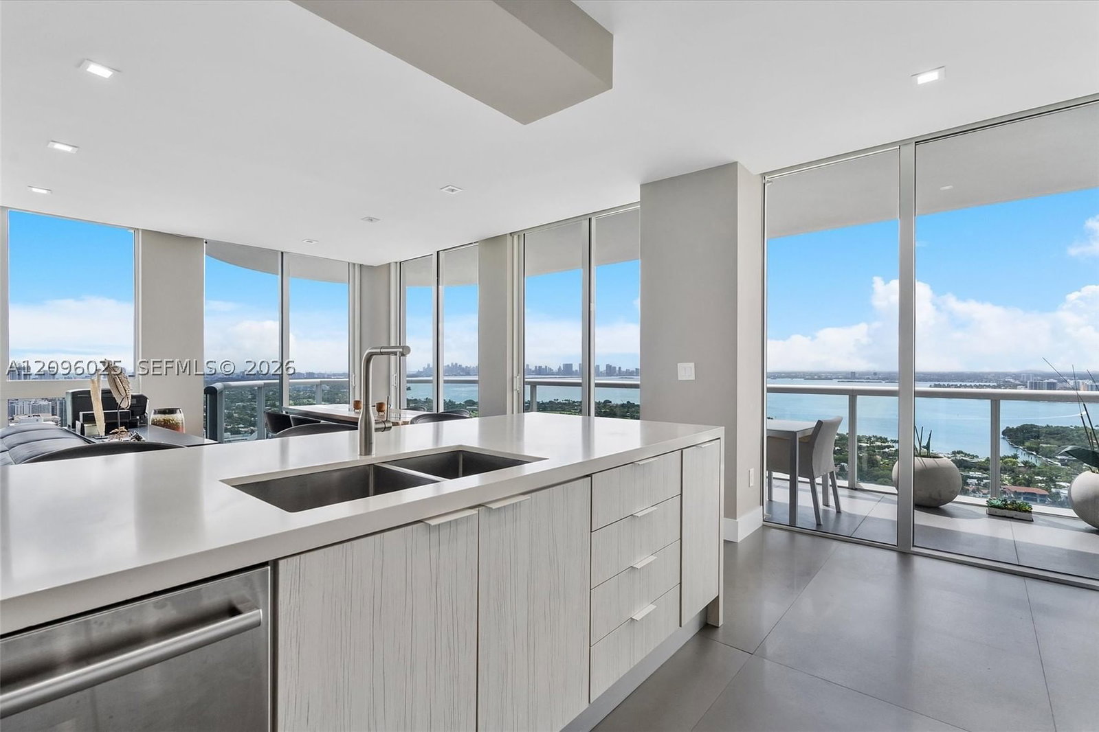 Real estate property located at 6365 Collins Ave #4307, Miami-dade, Akoya Condo, Miami Beach, FL