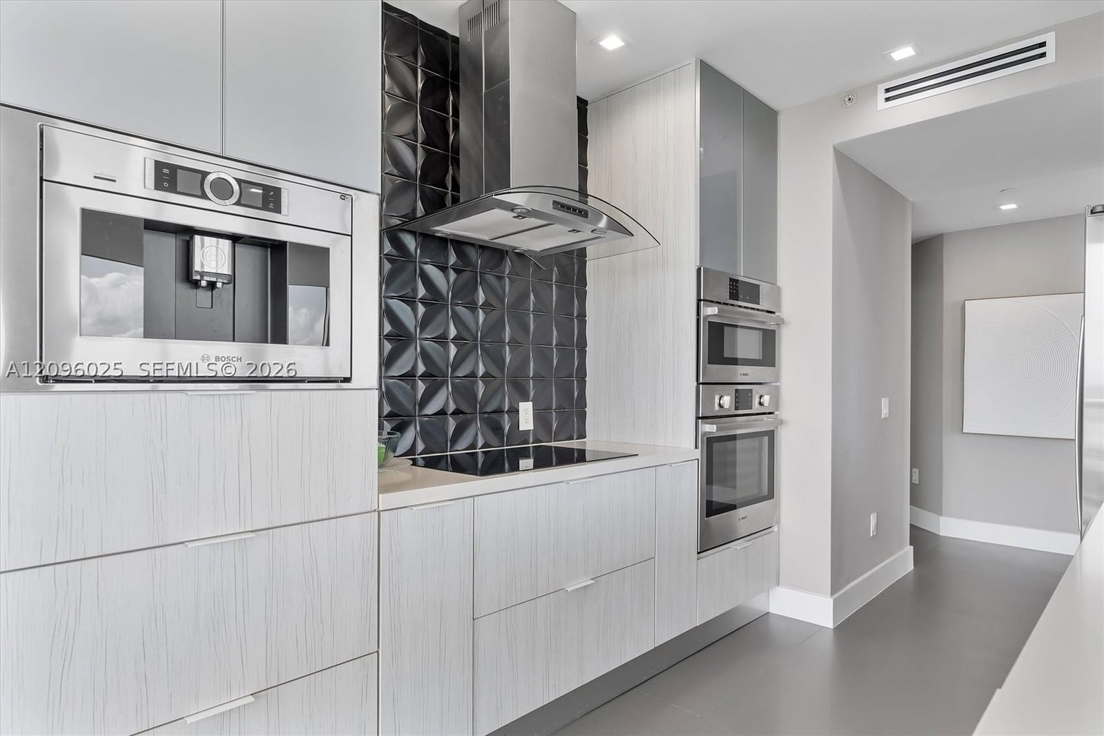 Real estate property located at 6365 Collins Ave #4307, Miami-dade, Akoya Condo, Miami Beach, FL