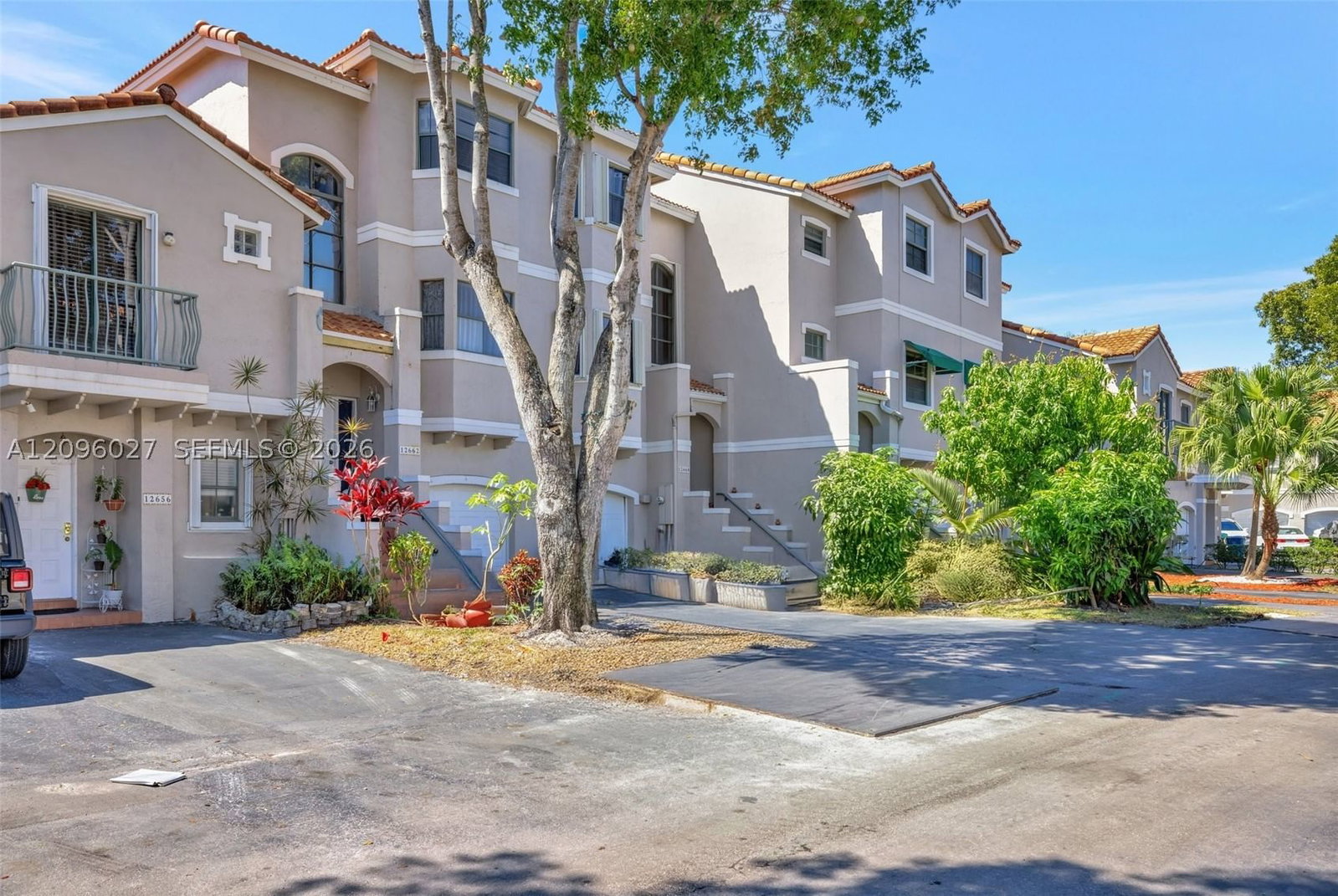 Real estate property located at 12662 14th St, Broward, Savannah Plat 3, Sunrise, FL