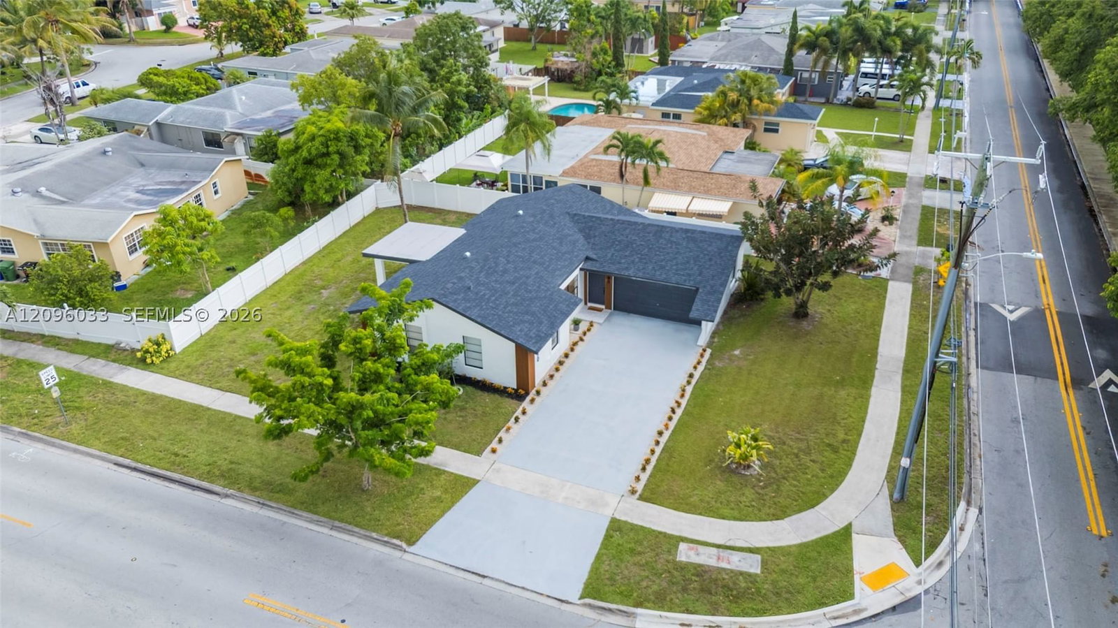 Real estate property located at 5090 11th St, Broward, Oakland Hills 1st Sec, Margate, FL