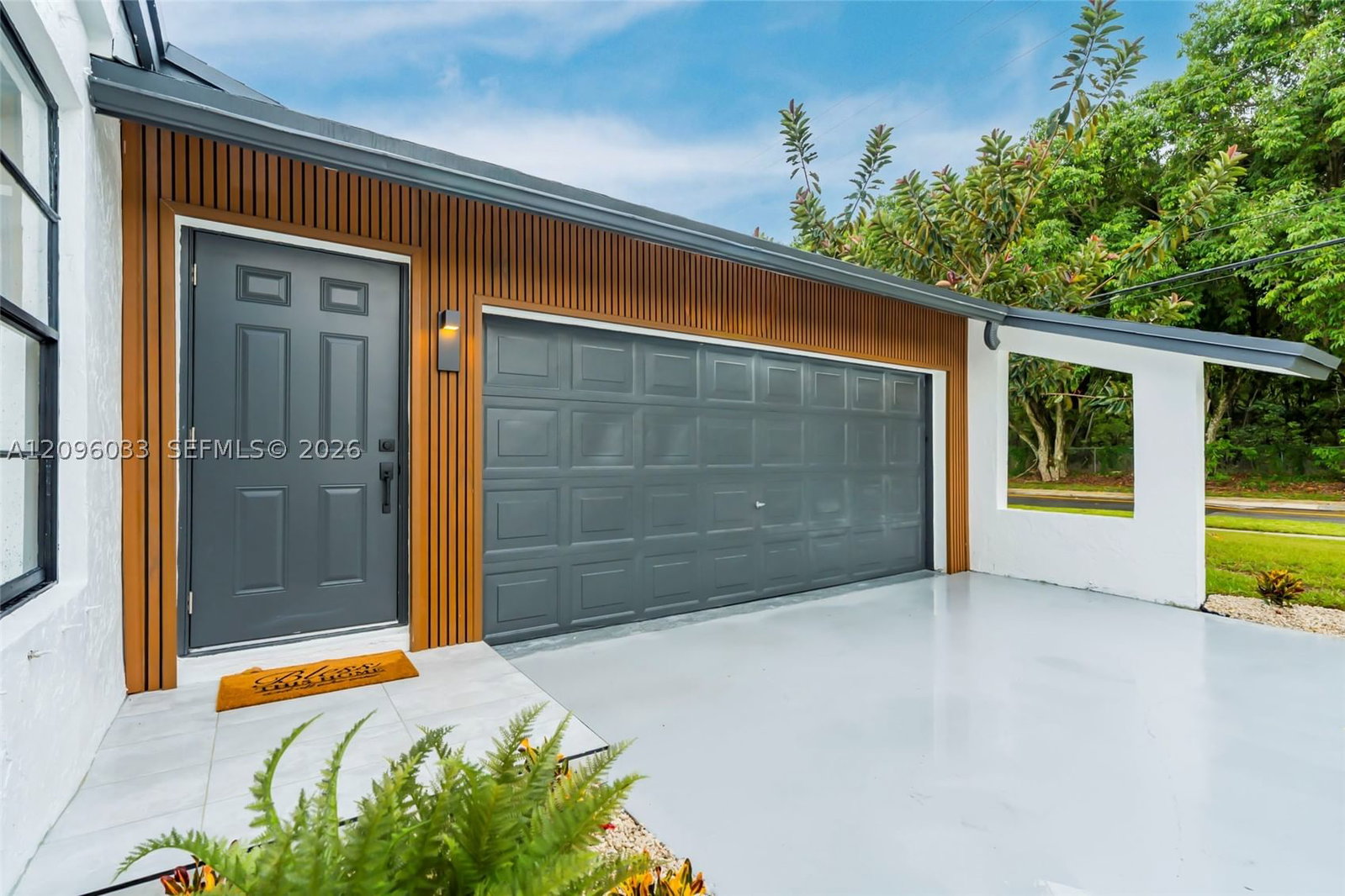 Real estate property located at 5090 11th St, Broward, Oakland Hills 1st Sec, Margate, FL