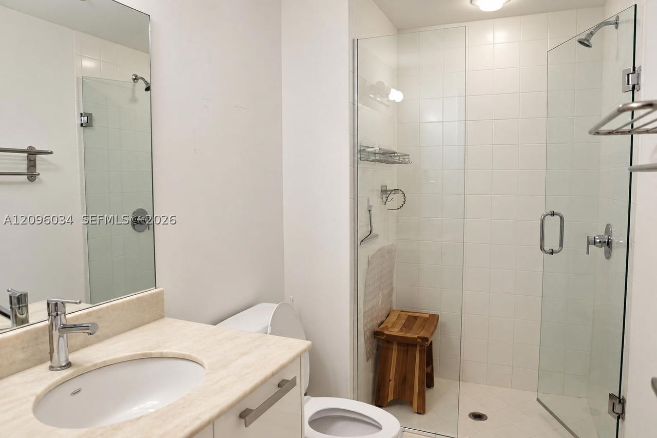 Real estate property located at 601 36th St #2004, Miami-dade, Blue Condo, Miami, FL