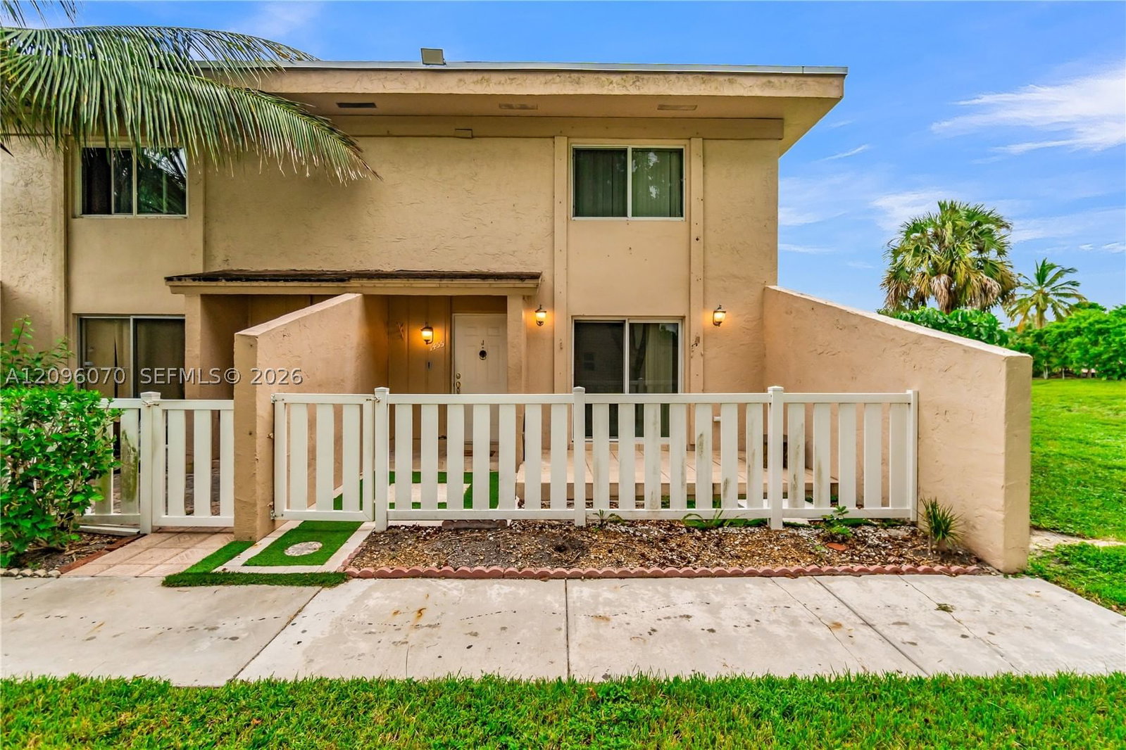 Real estate property located at 1455 80th Ave J, Broward, Townhomes Of Oriole Ii, Margate, FL