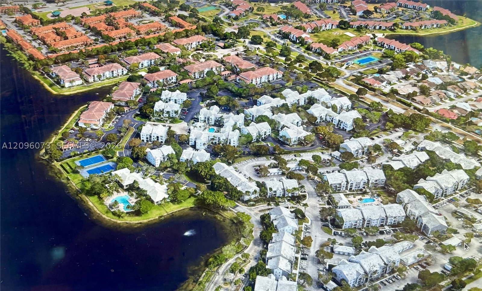 Real estate property located at 711 111th Way #202, Broward, Devonaire Condo At Pembro, Pembroke Pines, FL
