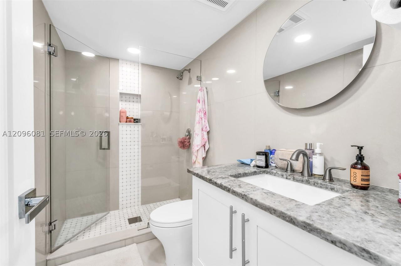 Real estate property located at 3912 Ocean Blvd #306, Palm Beach, Regency Highland Club Con, Highland Beach, FL