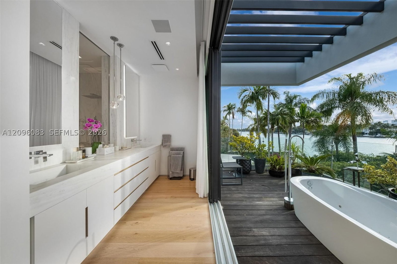 Real estate property located at 226 Rivo Alto Dr, Miami-dade, Rivo Alto Amd, Miami Beach, FL