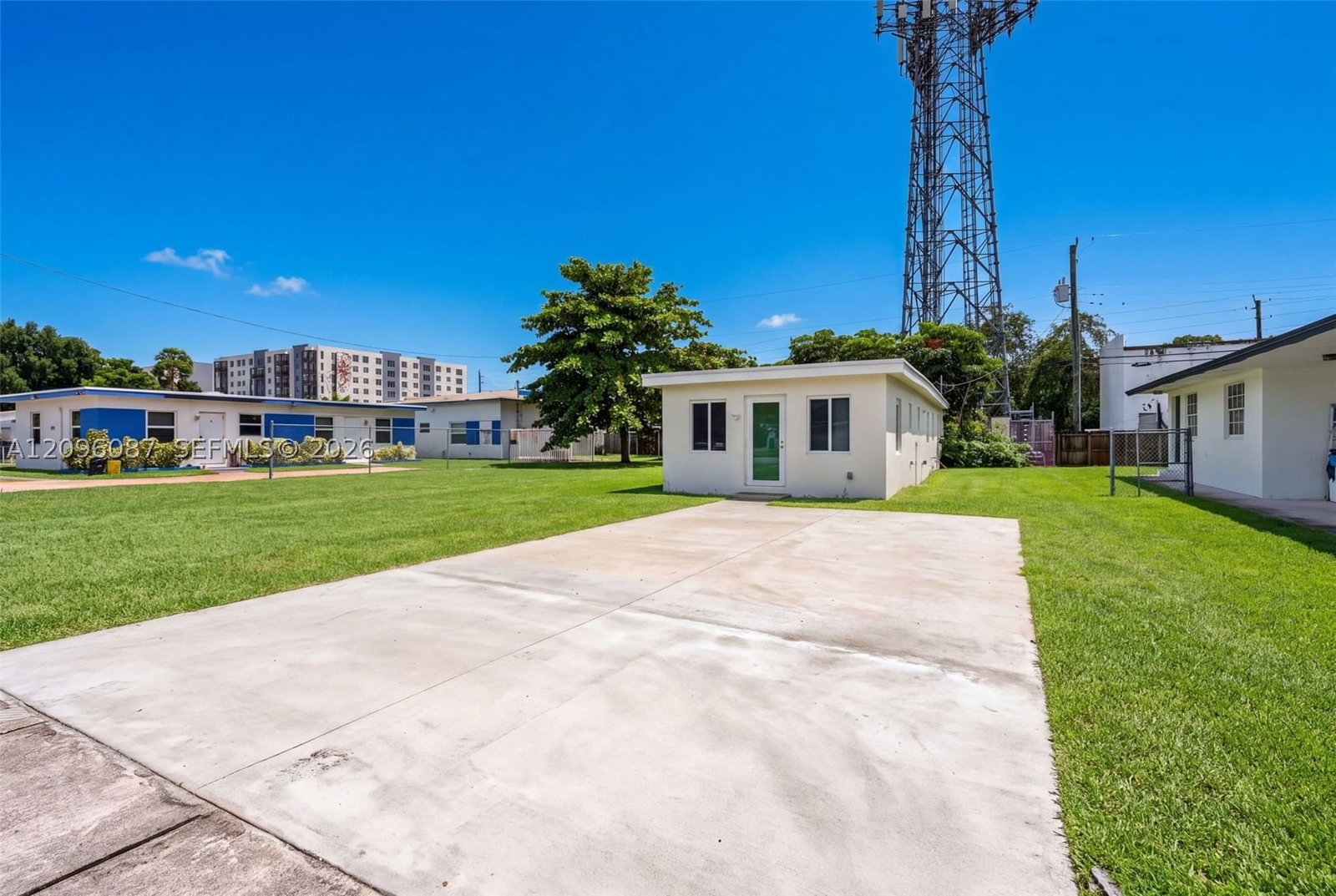 Real estate property located at 6136 Grant St, Broward, Hollywood Beach Heights S, Hollywood, FL