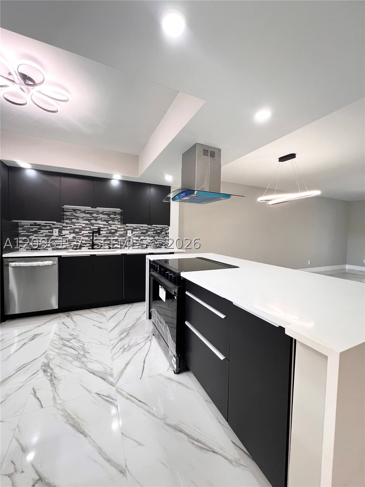 Real estate property located at 4940 Sabal Palm Blvd #312, Broward, Lakes Of Carriage Hills, Tamarac, FL