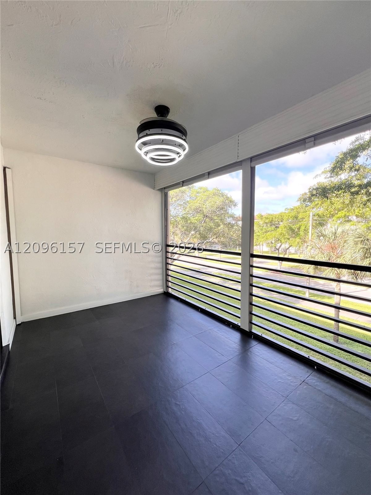 Real estate property located at 4940 Sabal Palm Blvd #312, Broward, Lakes Of Carriage Hills, Tamarac, FL