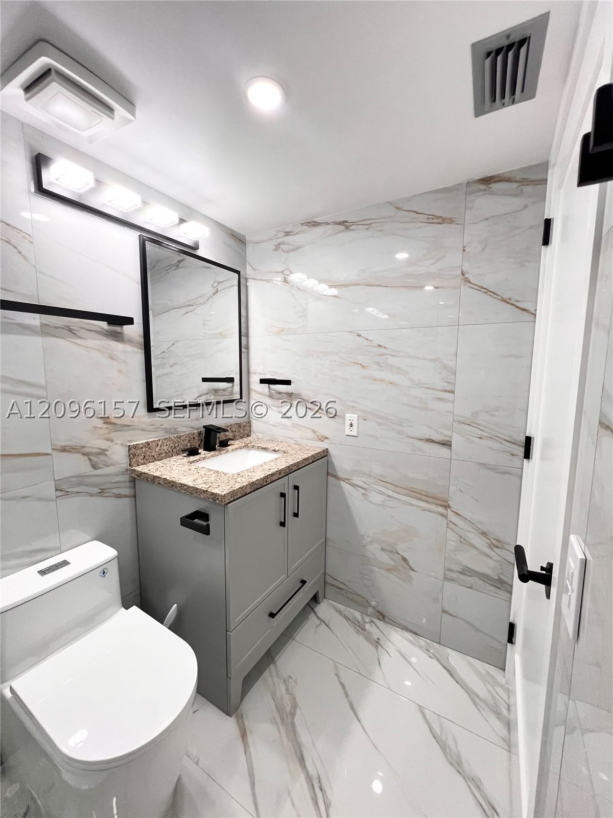 Real estate property located at 4940 Sabal Palm Blvd #312, Broward, Lakes Of Carriage Hills, Tamarac, FL