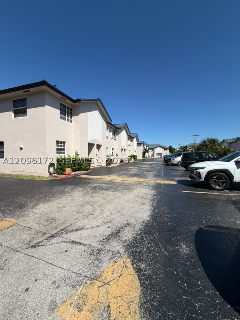 Real estate property located at 2375 74th St #105-6, Miami-dade, West 74th Street Condo, Hialeah, FL