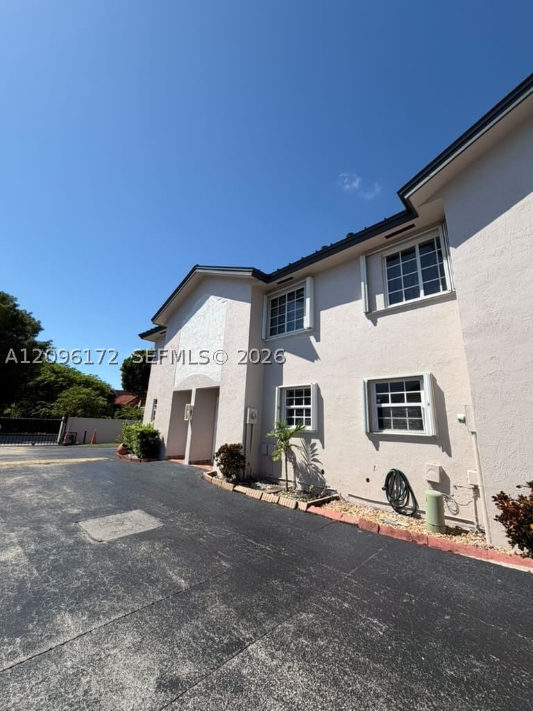 Real estate property located at 2375 74th St #105-6, Miami-dade, West 74th Street Condo, Hialeah, FL