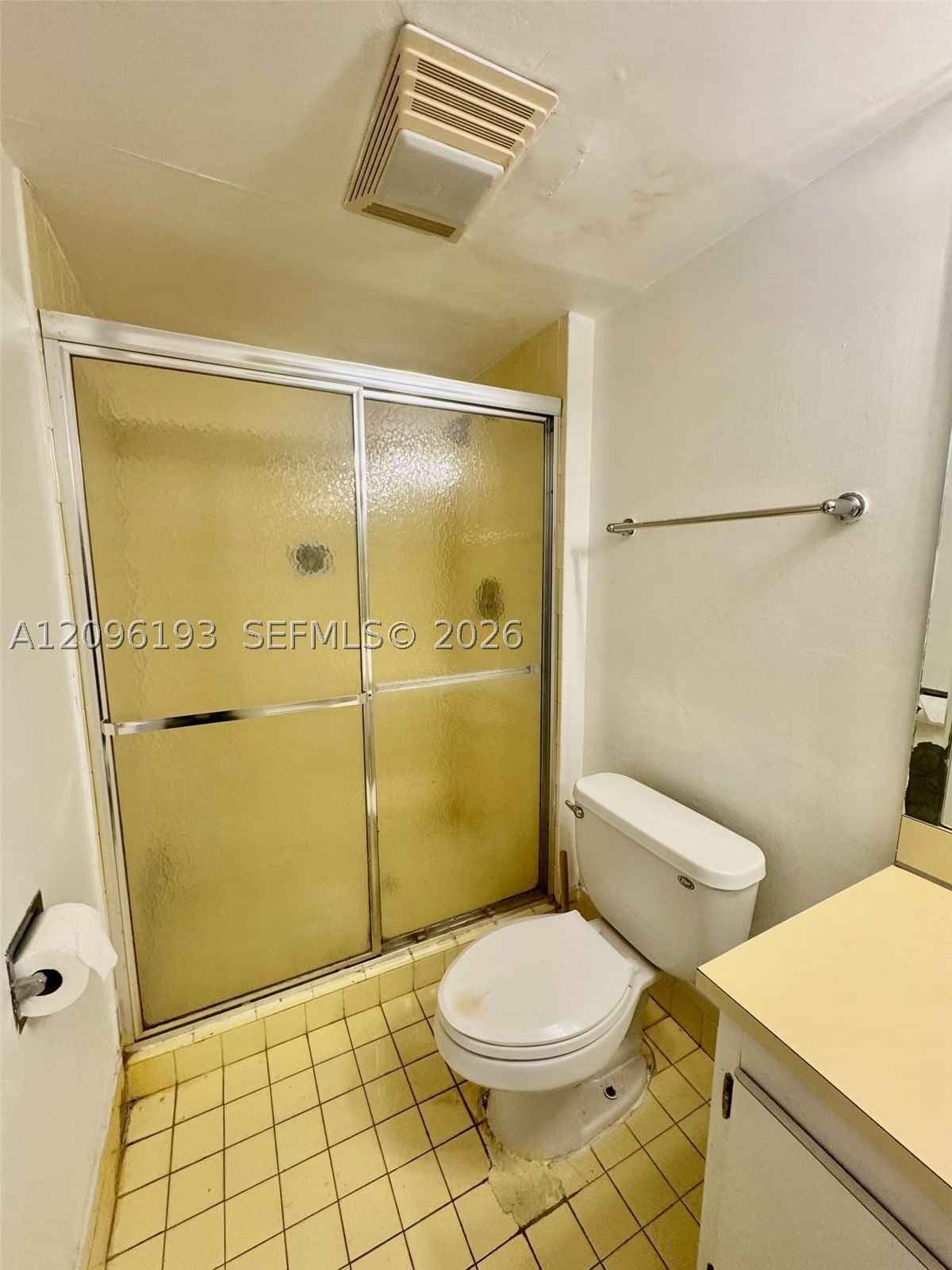 Real estate property located at 3475 Country Club Dr #601, Miami-dade, Ensenada Condo Bldg E-ii, Aventura, FL