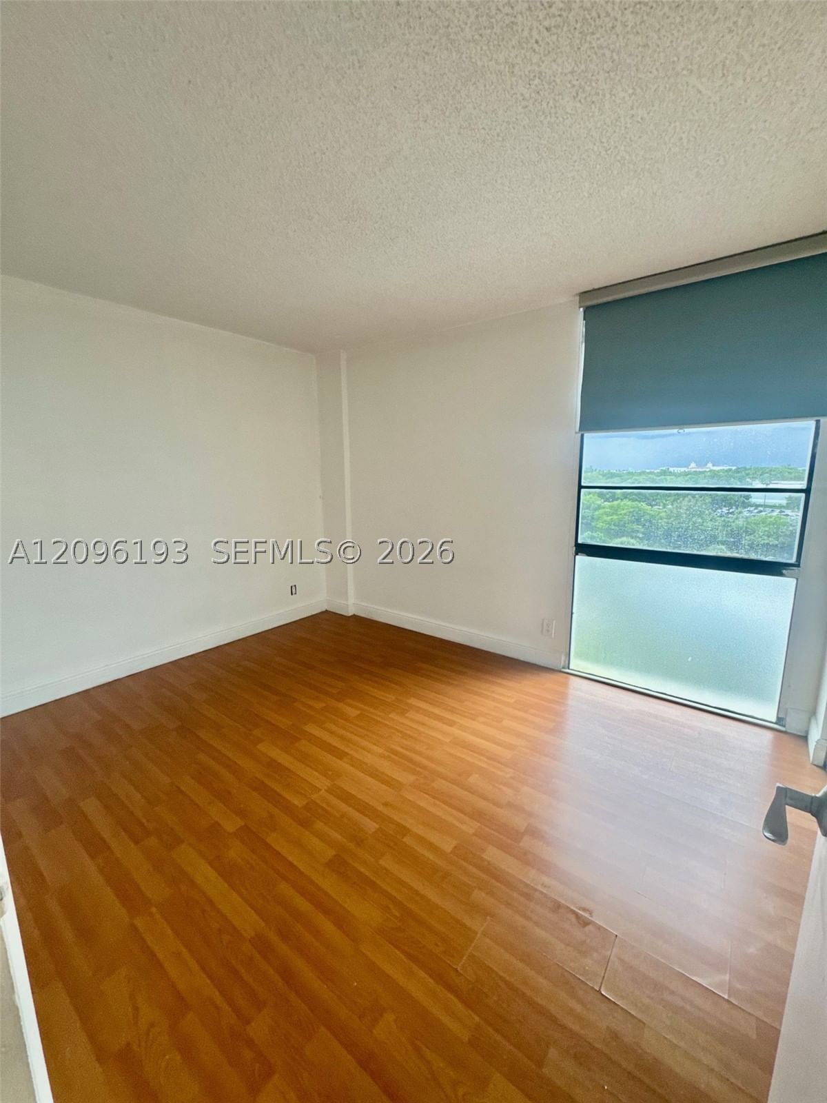 Real estate property located at 3475 Country Club Dr #601, Miami-dade, Ensenada Condo Bldg E-ii, Aventura, FL