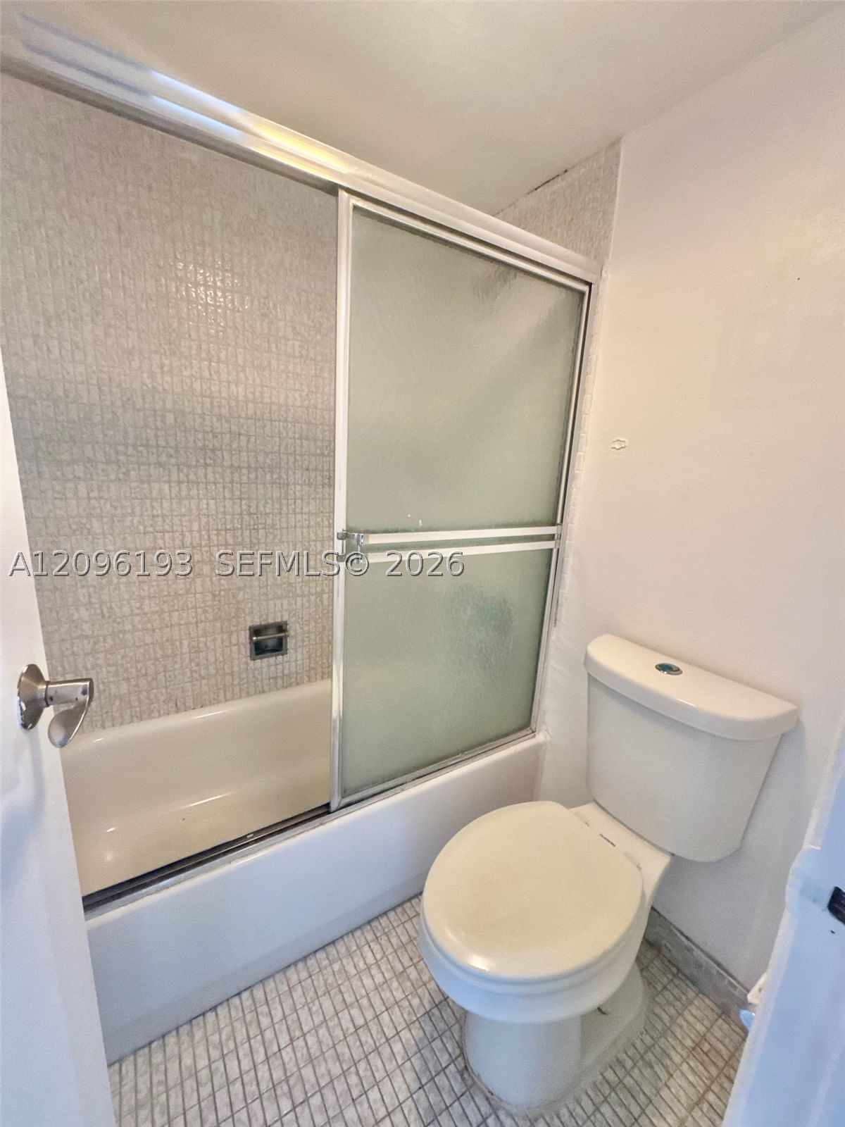 Real estate property located at 3475 Country Club Dr #601, Miami-dade, Ensenada Condo Bldg E-ii, Aventura, FL