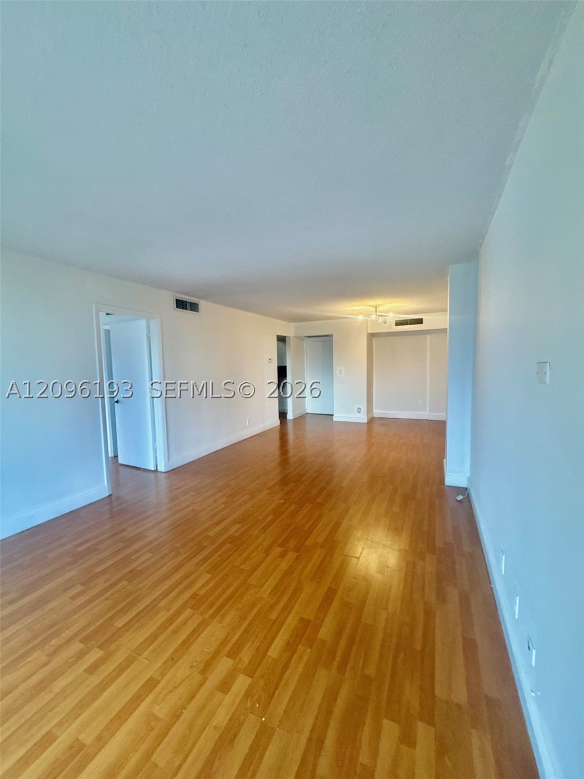 Real estate property located at 3475 Country Club Dr #601, Miami-dade, Ensenada Condo Bldg E-ii, Aventura, FL