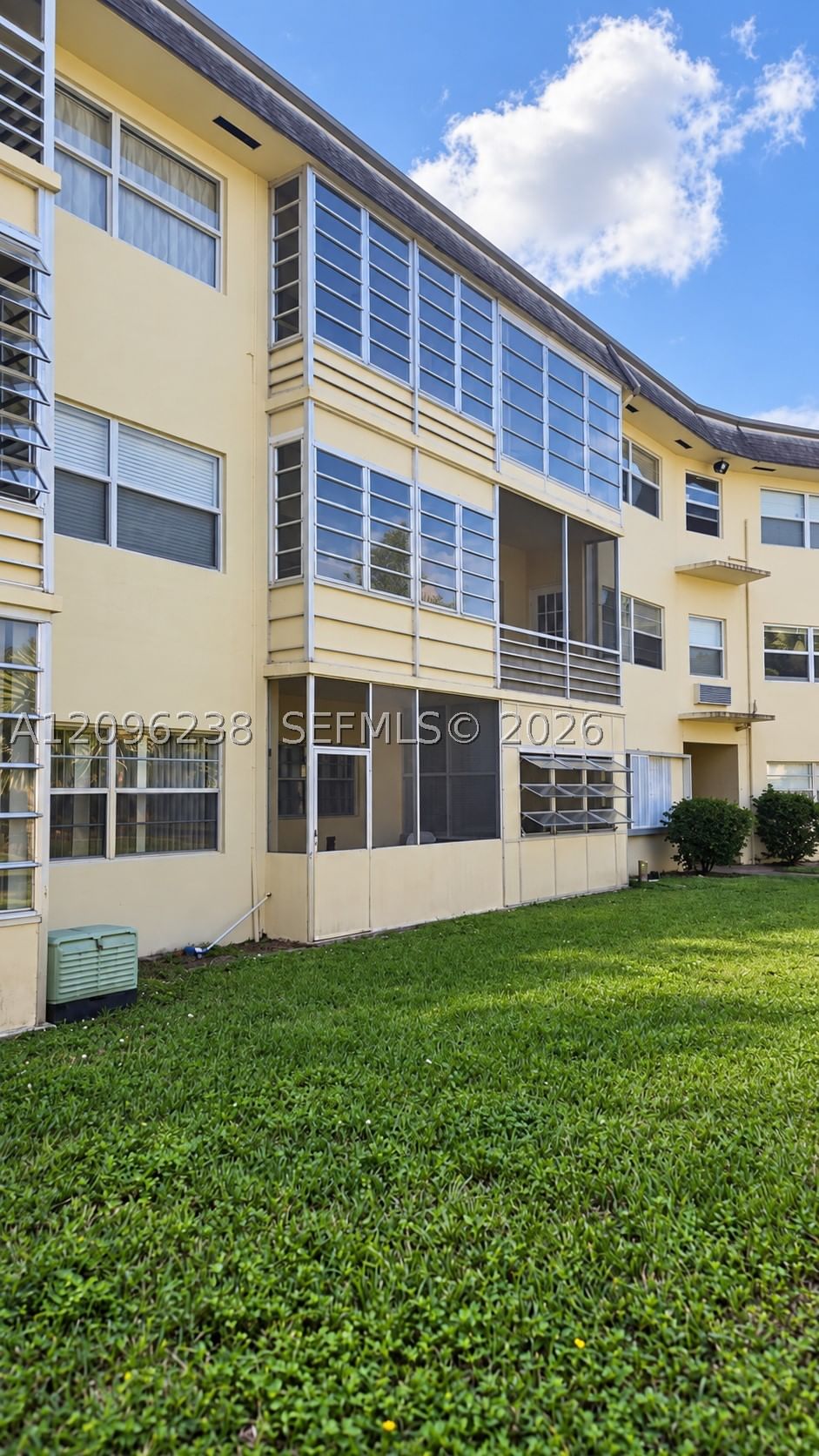 Real estate property located at 4441 16th St J108, Broward, Jarret Hall Condo, Lauderhill, FL