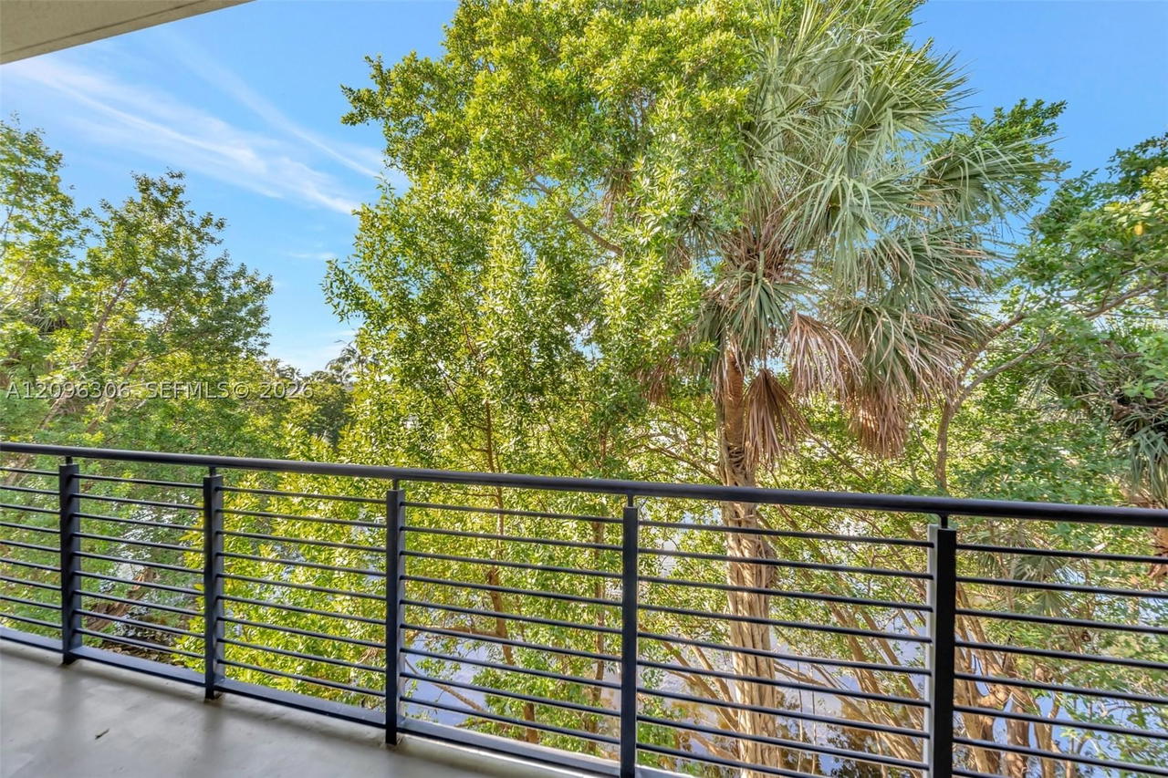 Real estate property located at 508 1st Cir, Broward, Koi, Pompano Beach, FL