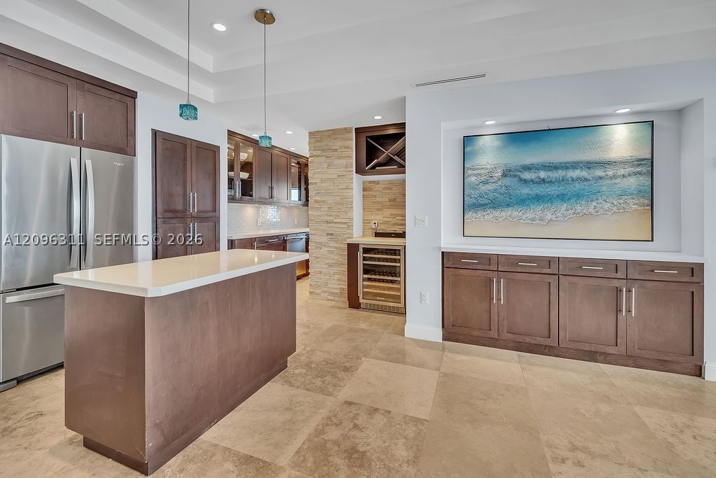 Real estate property located at 5701 Collins Ave PH14, Miami-dade, Arlen Beach Condo, Miami Beach, FL