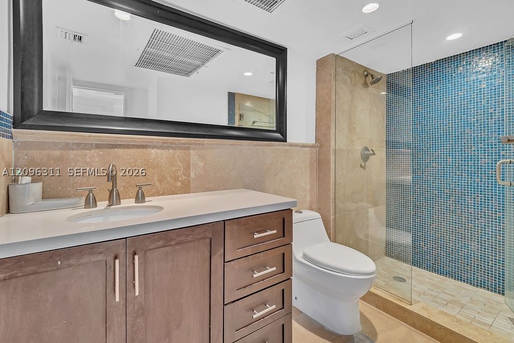 Real estate property located at 5701 Collins Ave PH14, Miami-dade, Arlen Beach Condo, Miami Beach, FL