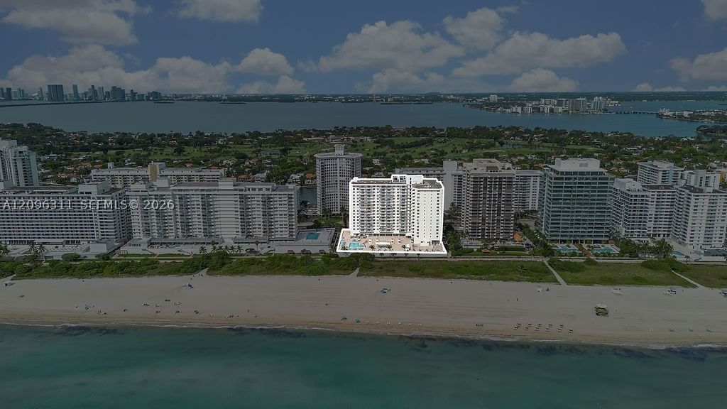Real estate property located at 5701 Collins Ave PH14, Miami-dade, Arlen Beach Condo, Miami Beach, FL