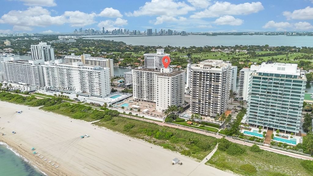 Real estate property located at 5701 Collins Ave PH14, Miami-dade, Arlen Beach Condo, Miami Beach, FL