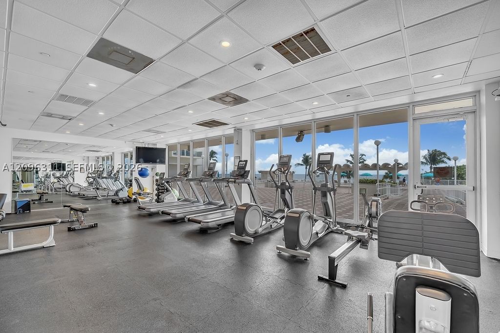 Real estate property located at 5701 Collins Ave PH14, Miami-dade, Arlen Beach Condo, Miami Beach, FL