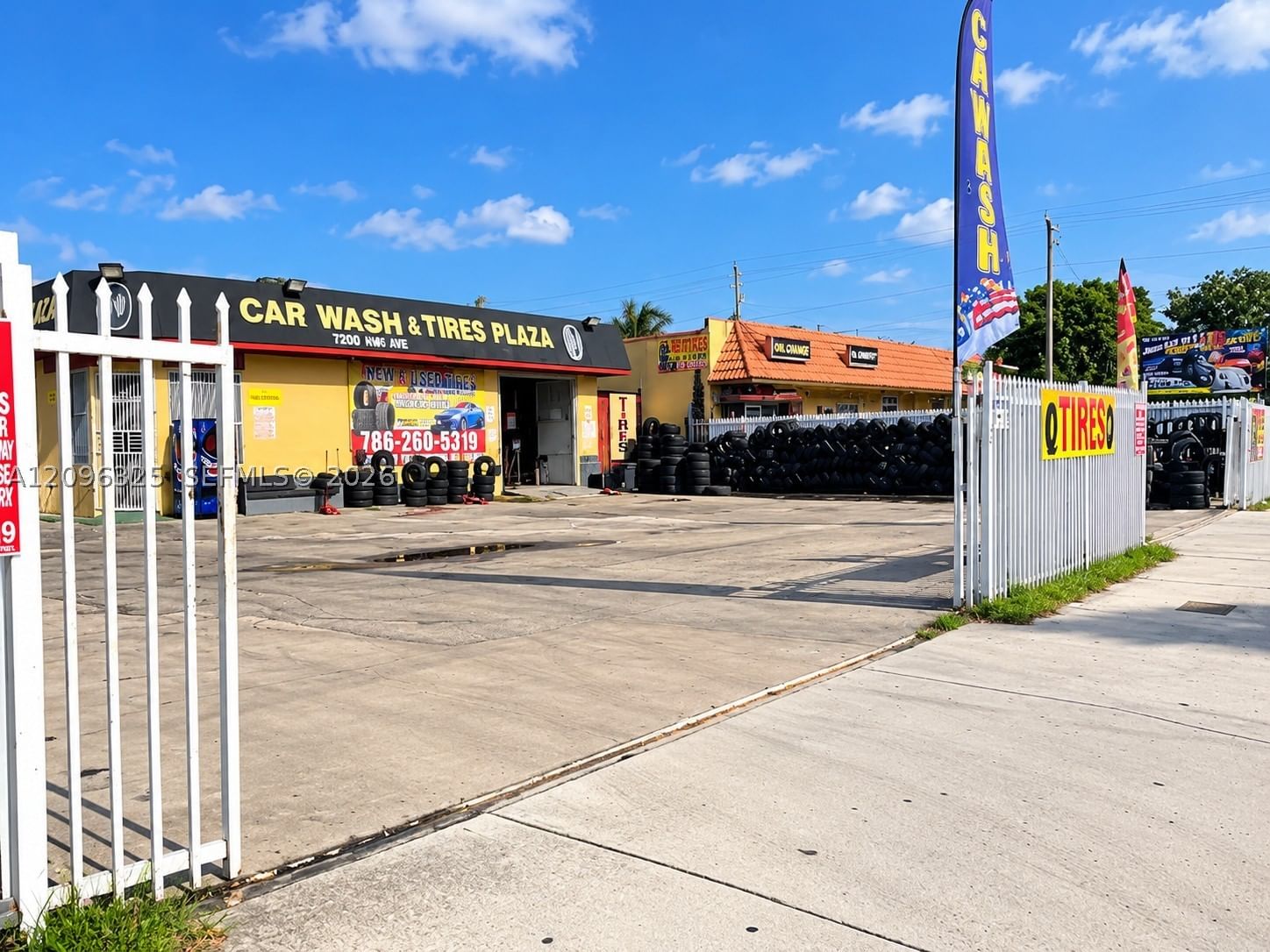 Real estate property located at 11700 7th Ave, Miami-dade, Gratigny Place, Miami, FL