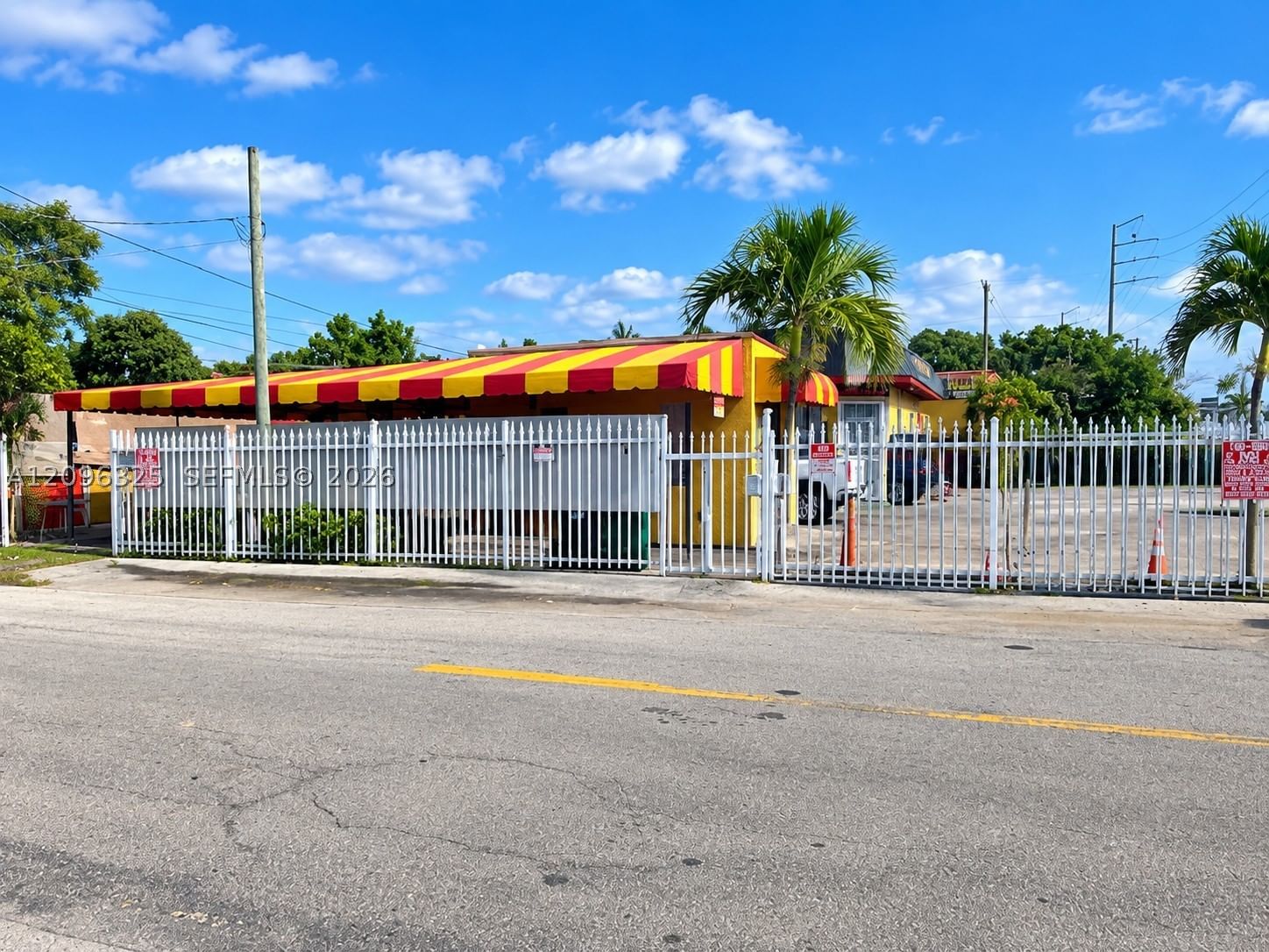 Real estate property located at 11700 7th Ave, Miami-dade, Gratigny Place, Miami, FL