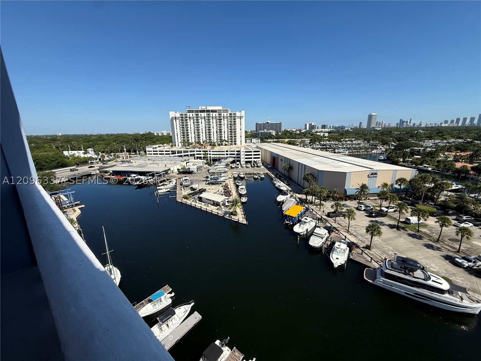 Real estate property located at 13155 Ixora Ct #1110, Miami-dade, Keystone Harbor Club Cond, North Miami, FL
